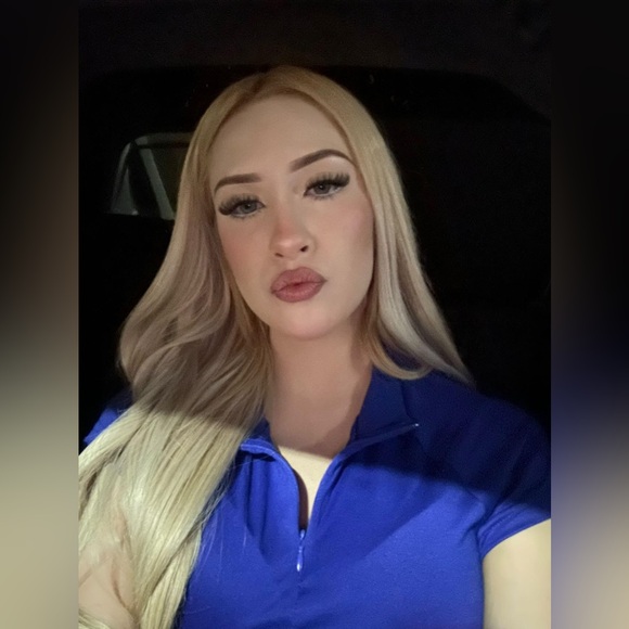 Meet your Posher, Estrella✨🍓 - Picture 13 of 13